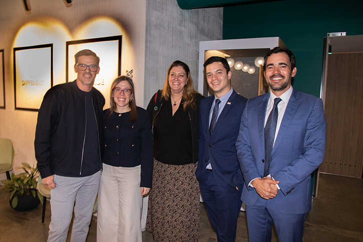 Miembros de la Directiva AJE y UNFPA