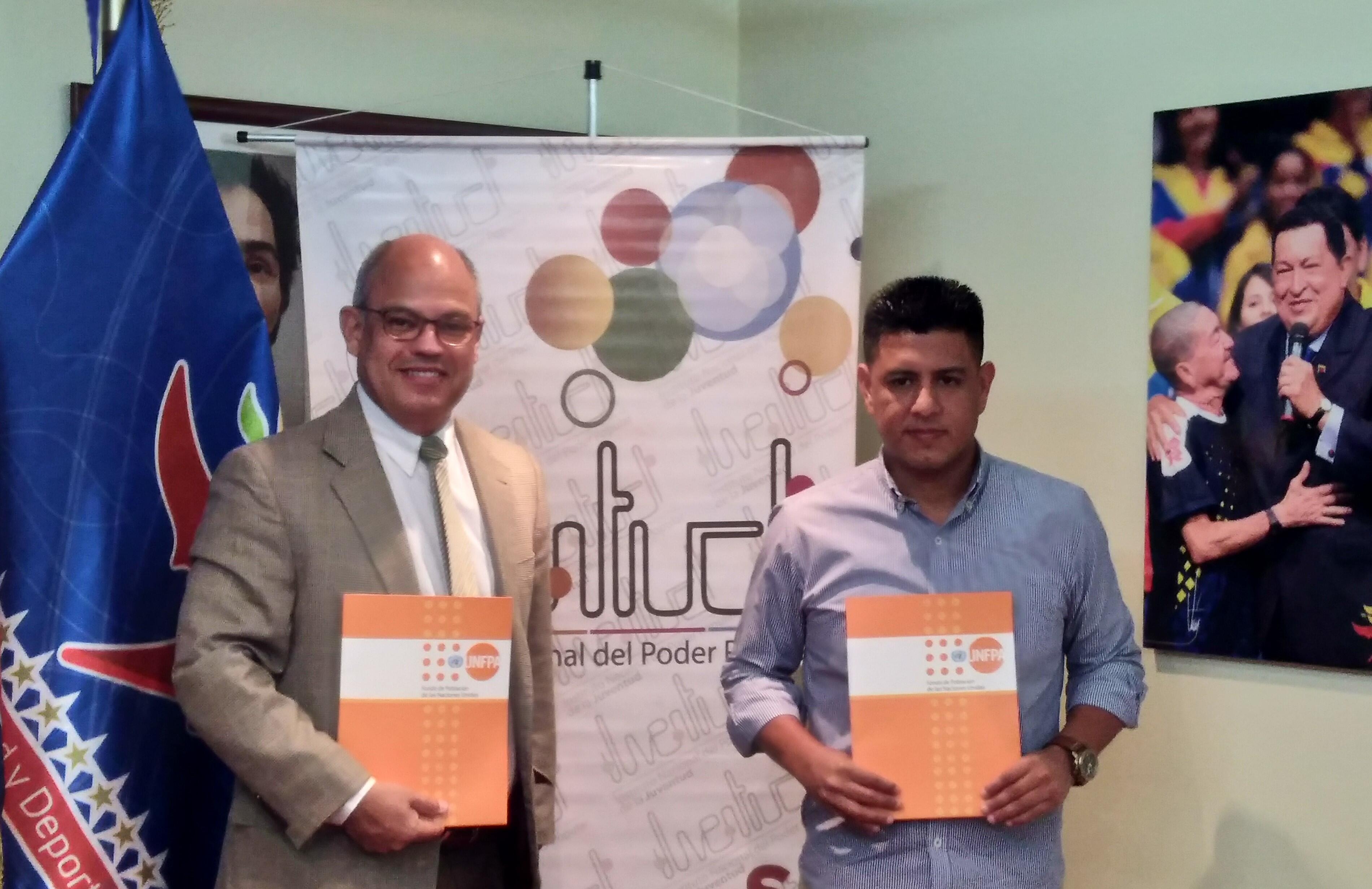 Firma entre el MinJuventud y el UNFPA