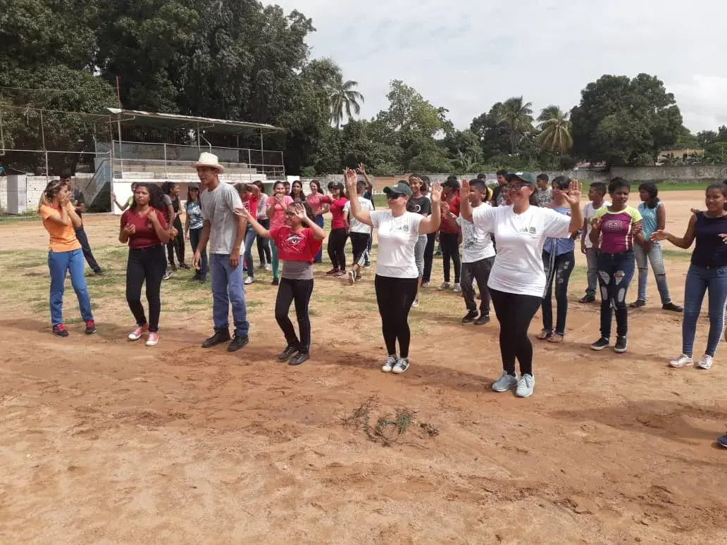 Jóvenes de Soledad recorren las calles por sus derechos sexuales y reproductivos