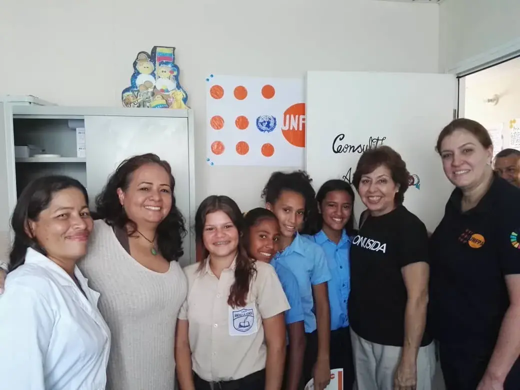  ONUSIDA, UNFPA Y Ministerio Del Poder Popular para la Salud Inauguran 2 Unidades De Consulta Diferenciada para Adolescentes en la Base de Misiones de Brisas De Guataparo, Estado Carabobo.