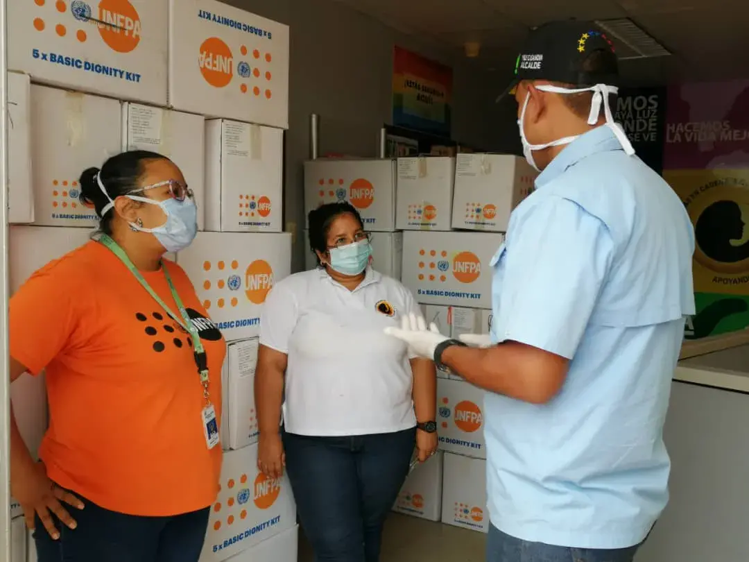 1300 Kits de Dignidad llegaron al estado Zulia para ser entregados a mujeres y adolescentes a través del Proyecto de Prevención y Respuesta a la violencia basada en género en contextos fronterizos del UNFPA